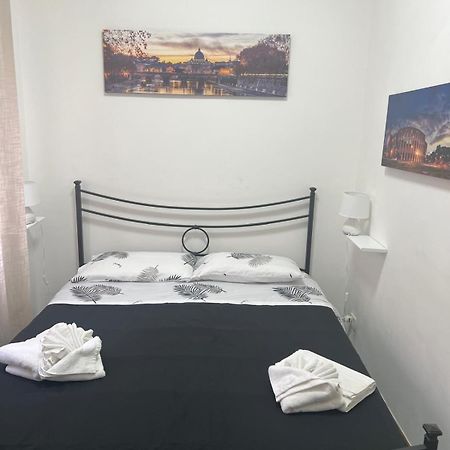 Nic Roma Apartment ภายนอก รูปภาพ